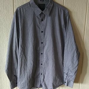Guess Men's long sleeve button up Size L.